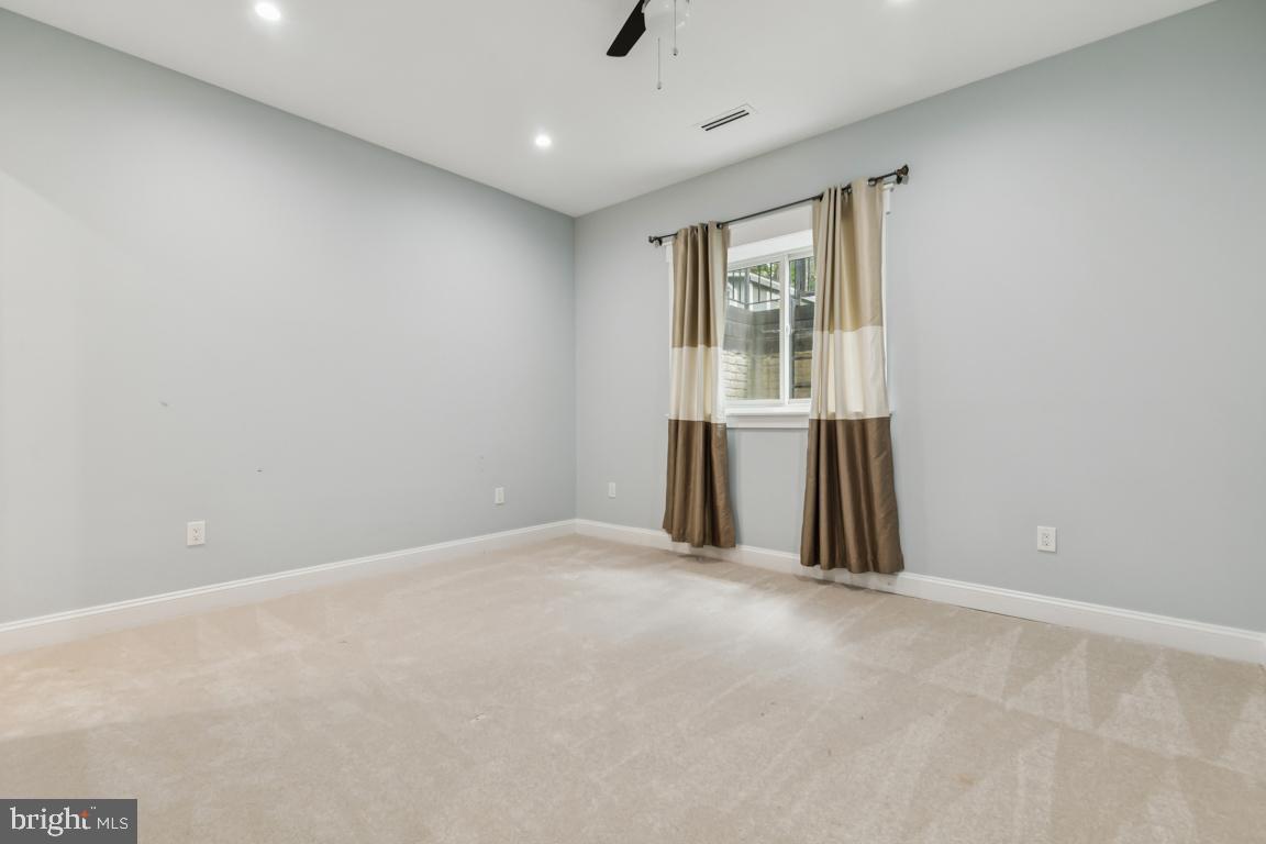 Alexandria, Virginia, 22312, United States, 7 Bedrooms Bedrooms, ,8 BathroomsBathrooms,Residential,For Sale,1904380