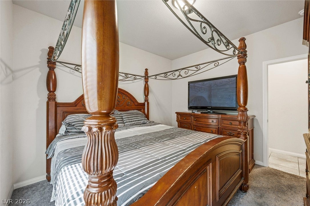 North Las Vegas, Nevada, 89032, United States, 5 Bedrooms Bedrooms, ,1 BathroomBathrooms,Residential,For Sale,2049129