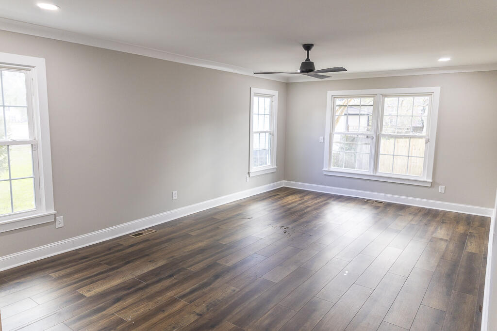 Moncks Corner, South Carolina, 29461, United States, 4 Bedrooms Bedrooms, ,3 BathroomsBathrooms,Residential,For Sale,1986405