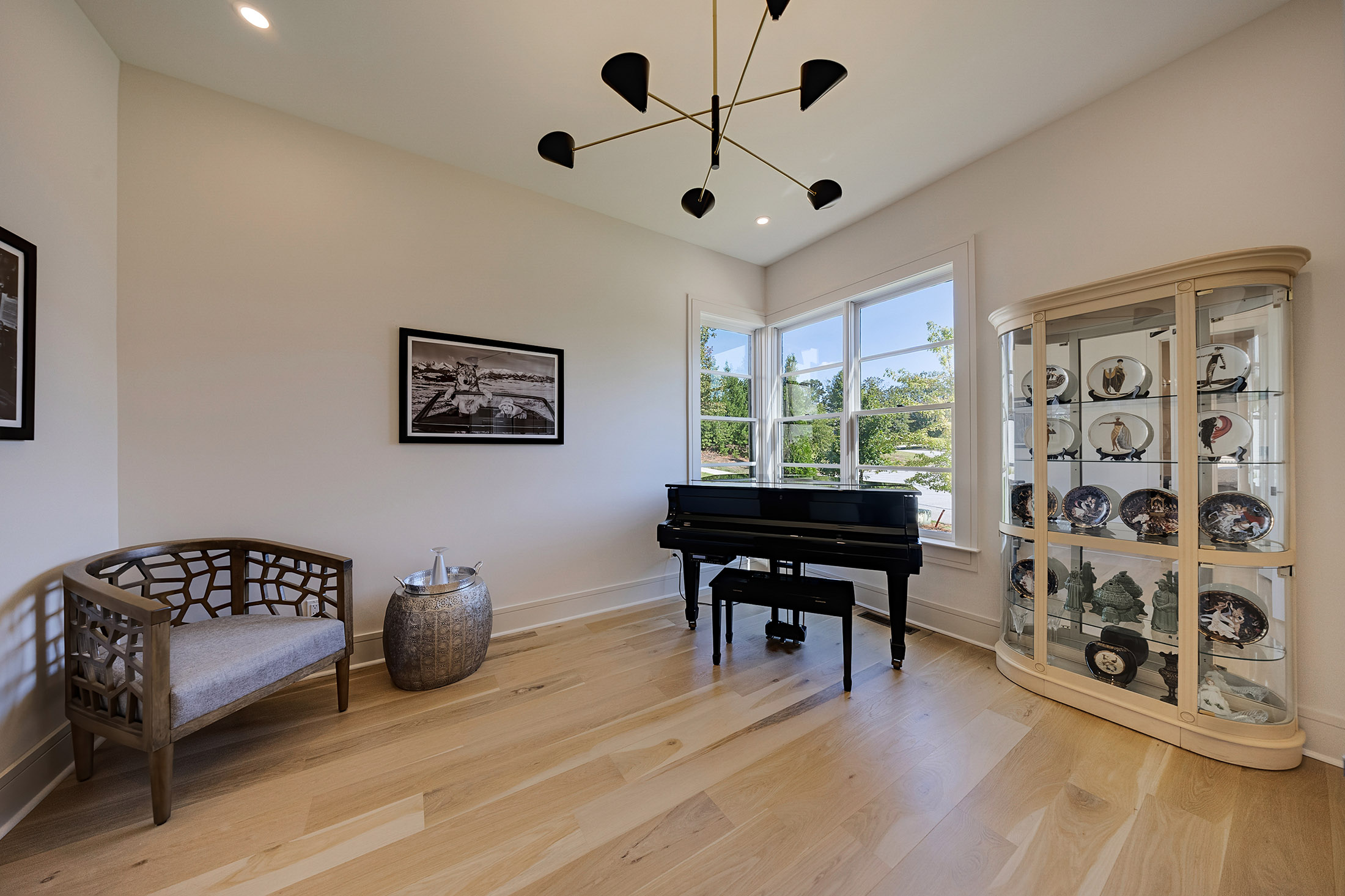  Striking Contemporary Design and Thoughtful Craftsmanship - 物件實景