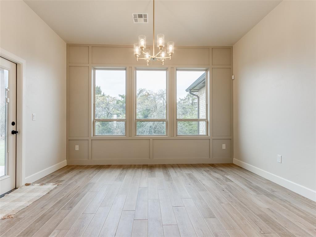 Arcadia, Oklahoma, 73007, United States, 3 Bedrooms Bedrooms, ,3 BathroomsBathrooms,Residential,For Sale,1878521