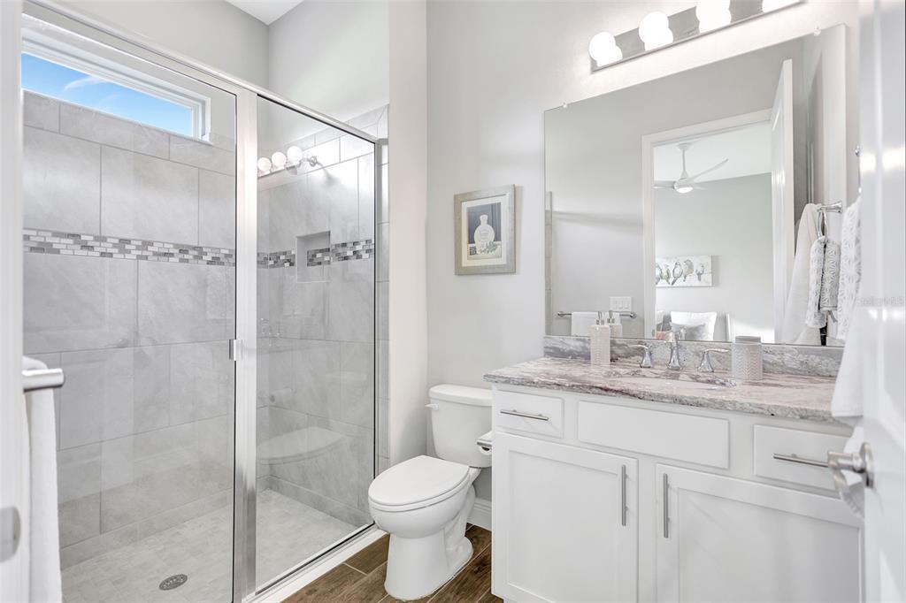 Bradenton, Florida, 34212, United States, 5 Bedrooms Bedrooms, ,5 BathroomsBathrooms,Residential,For Sale,1917227