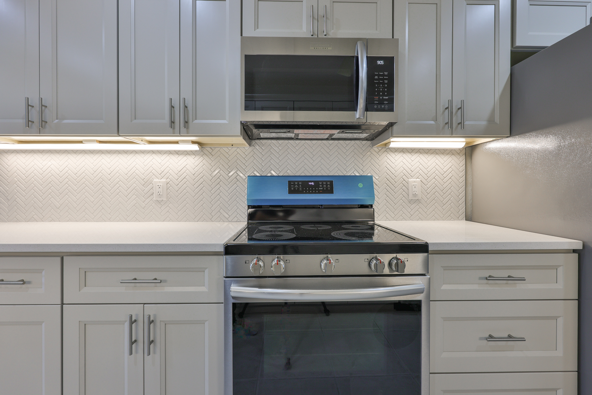 St Petersburg, Florida, 33708, United States, 2 Bedrooms Bedrooms, ,2 BathroomsBathrooms,Residential,For Sale,1977460