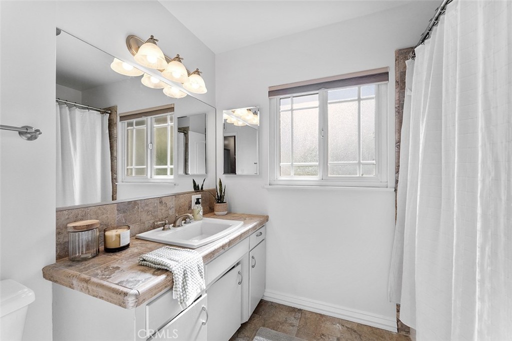 Covina, California, 91723, United States, 3 Bedrooms Bedrooms, ,1 BathroomBathrooms,Residential,For Sale,1905623