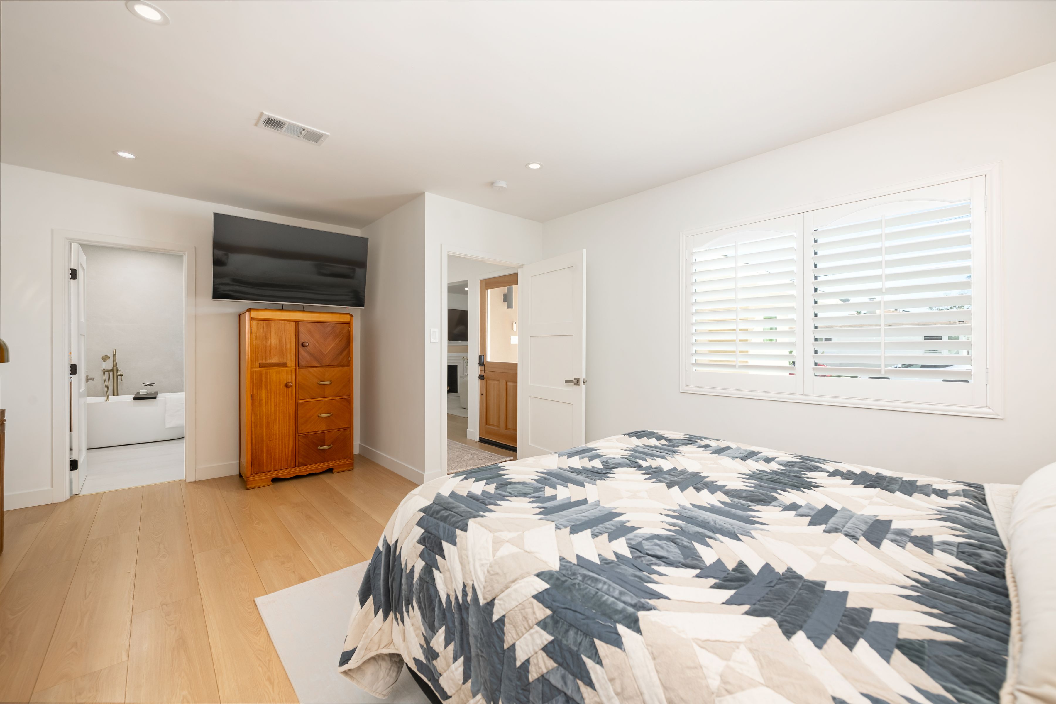  2701 West 84th Street - 物件實景