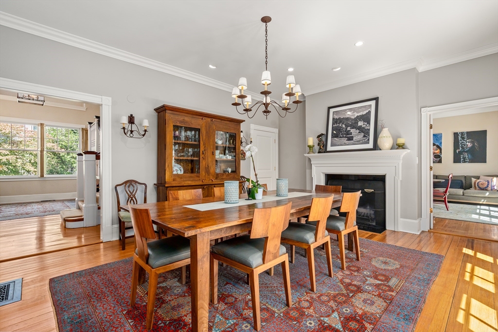 Cambridge, Massachusetts, 02138, United States, 6 Bedrooms Bedrooms, ,7 BathroomsBathrooms,Residential,For Sale,1949717