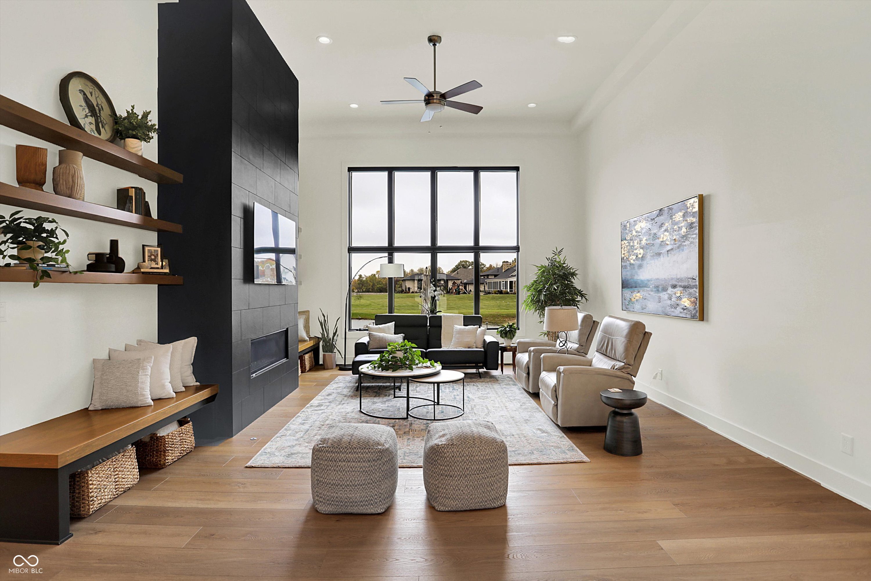 Bargersville, Indiana, 46106, United States, 5 Bedrooms Bedrooms, ,6 BathroomsBathrooms,Residential,For Sale,1983672