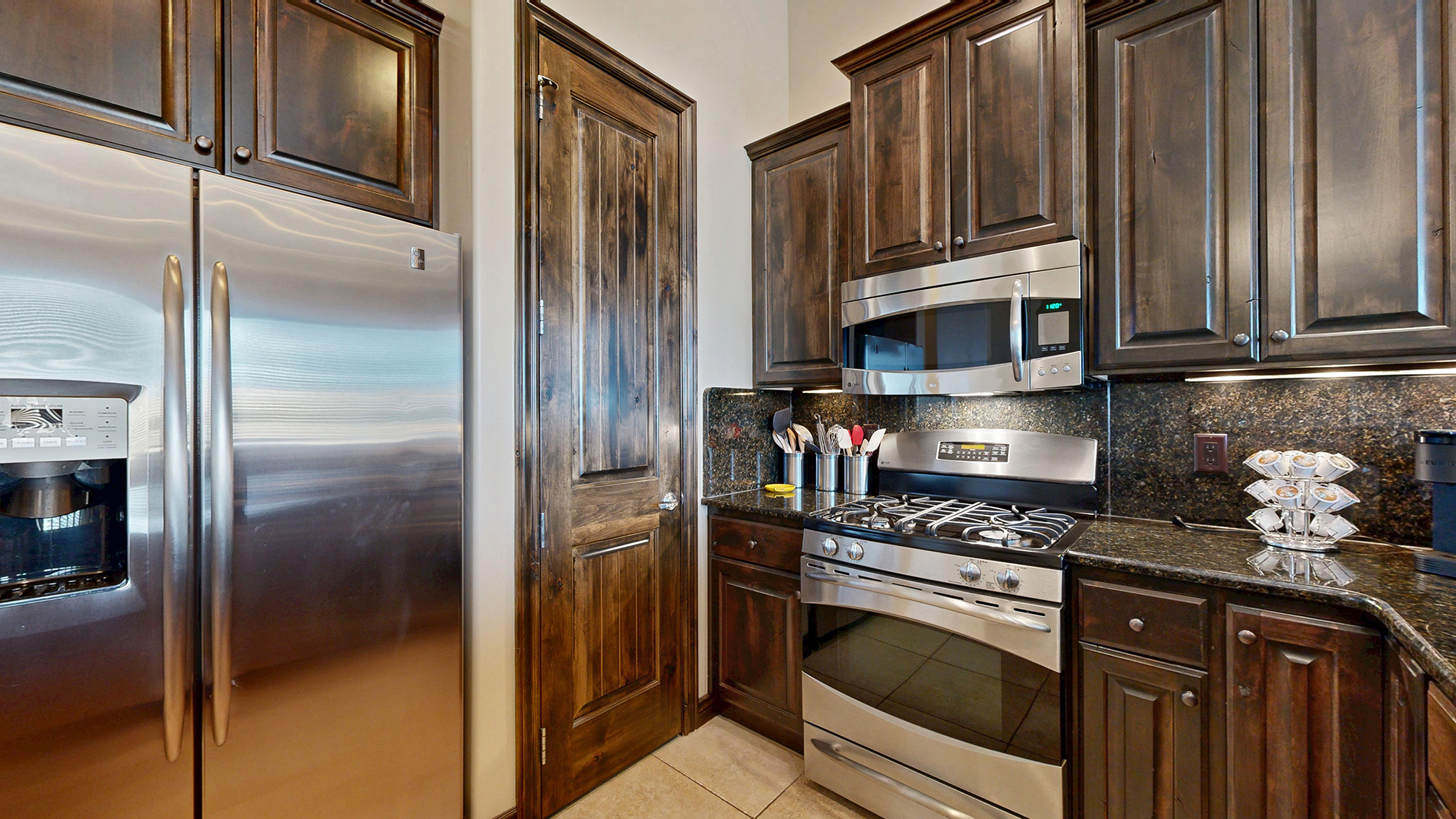 Alto, New Mexico, 88312, United States, 3 Bedrooms Bedrooms, ,3 BathroomsBathrooms,Residential,For Sale,1882409