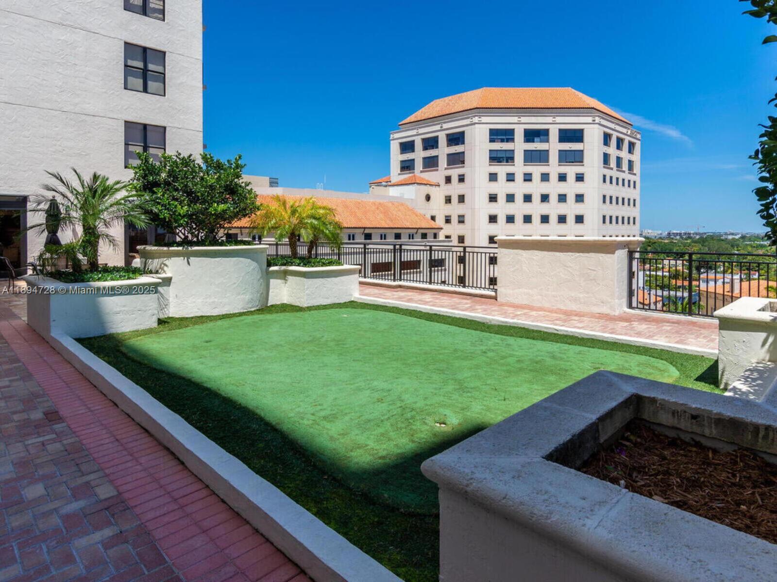 Coral Gables, Florida, 33134, United States, 1 Bedroom Bedrooms, ,2 BathroomsBathrooms,Residential,For Sale,1963892