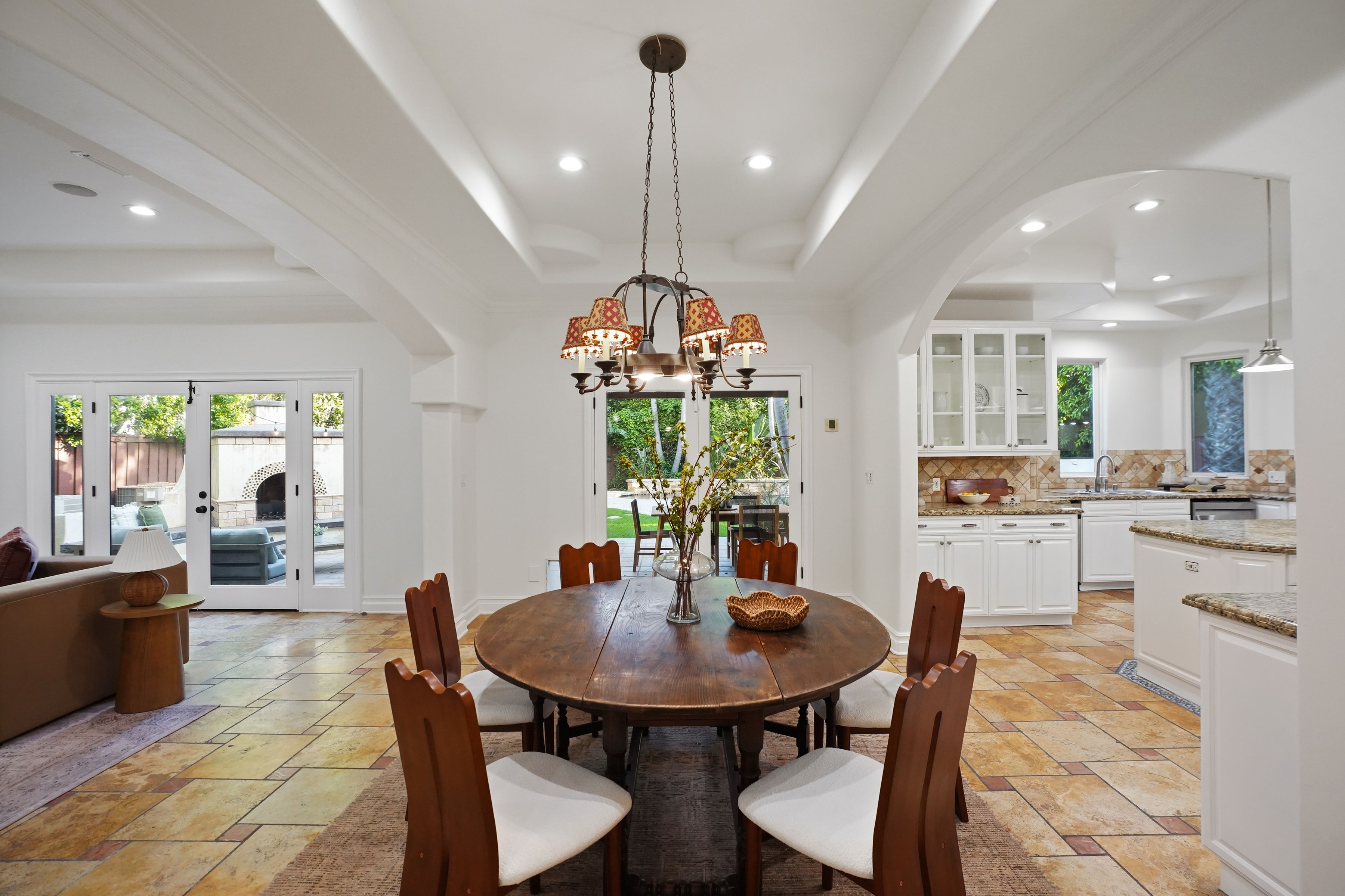  13164 Magnolia Boulevard - 物件實景