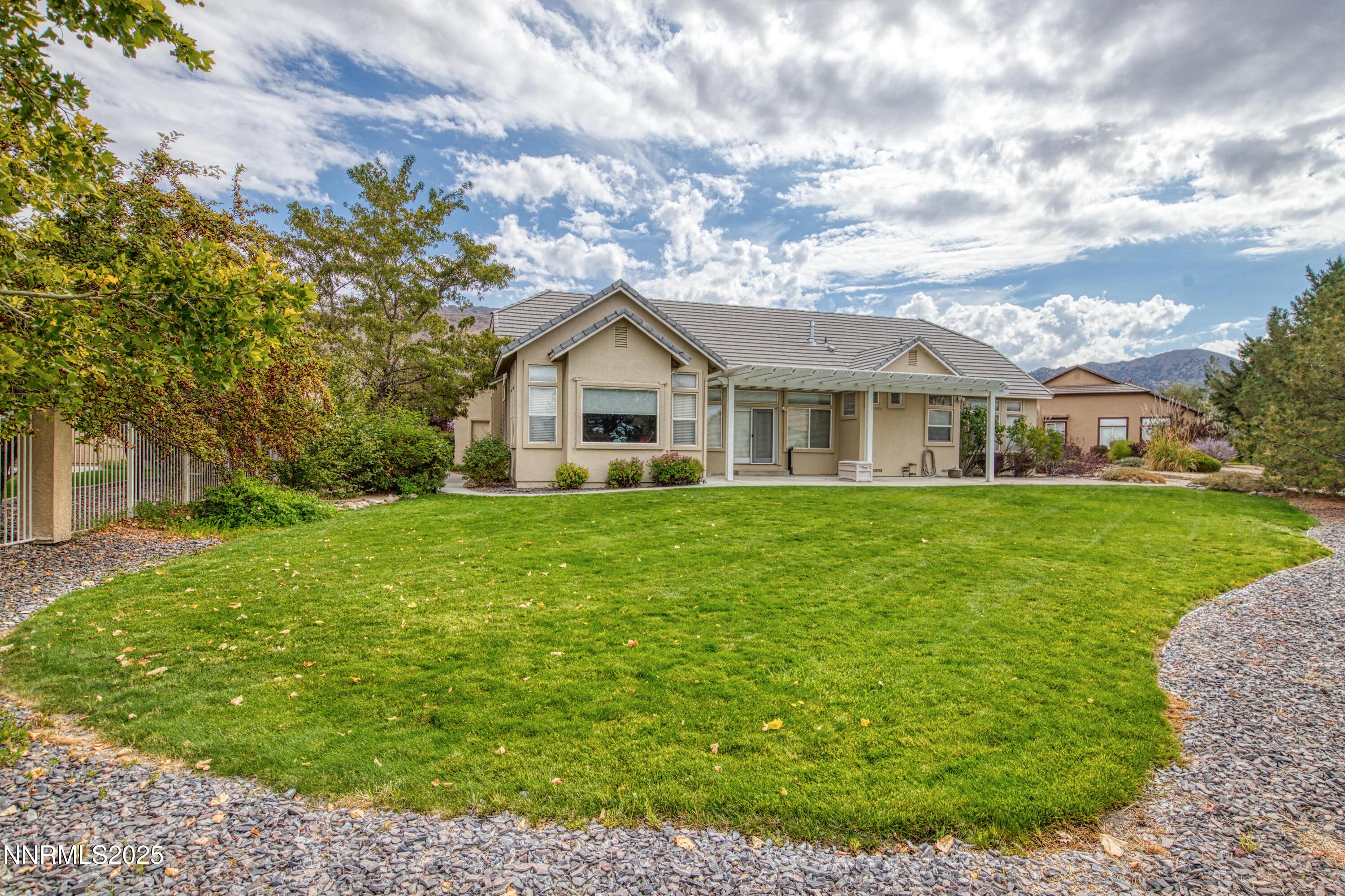 Reno, Nevada, 89502, United States, 3 Bedrooms Bedrooms, ,3 BathroomsBathrooms,Residential,For Sale,1988351