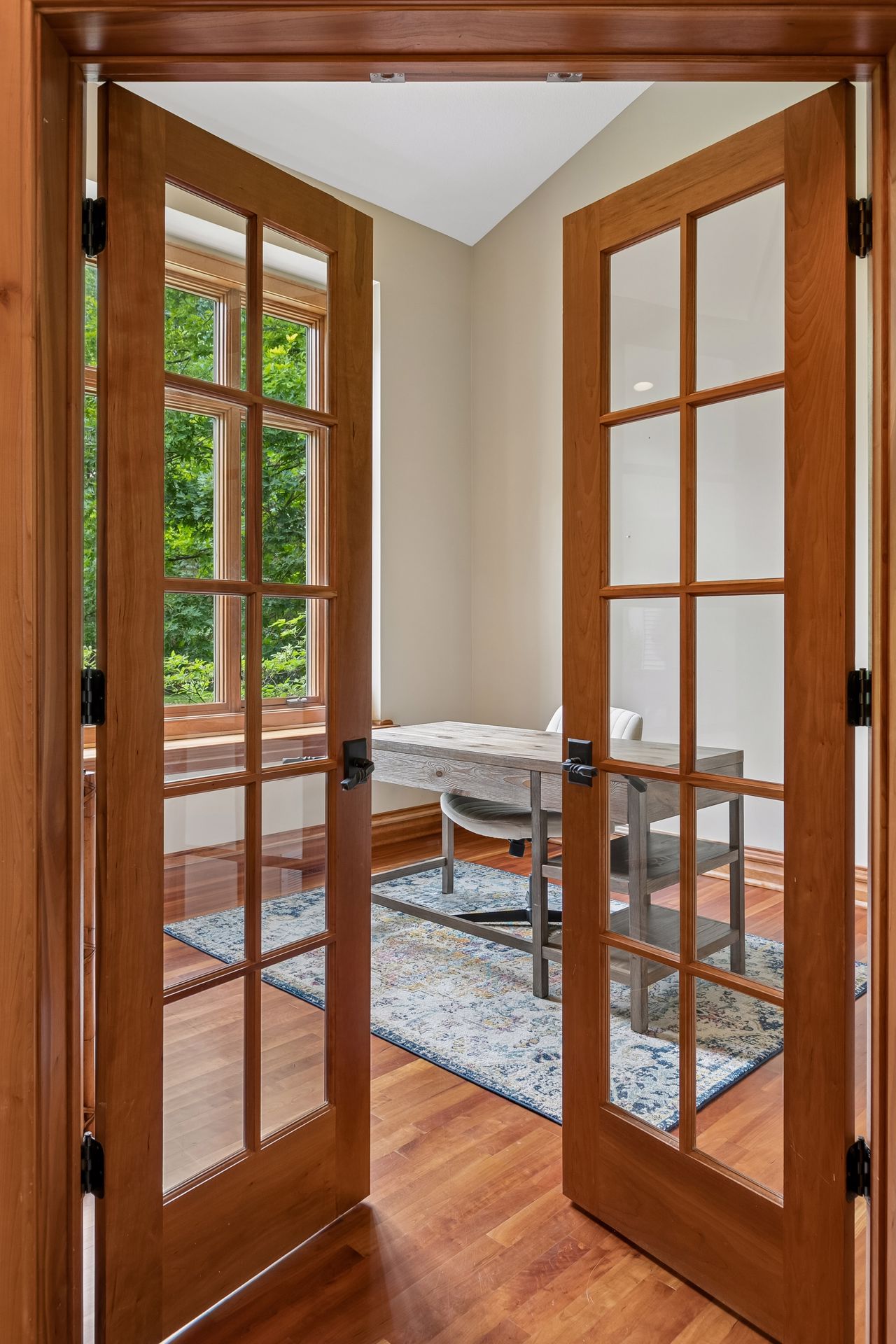  One-of-a-kind wooded retreat in Lakeville - 物件實景