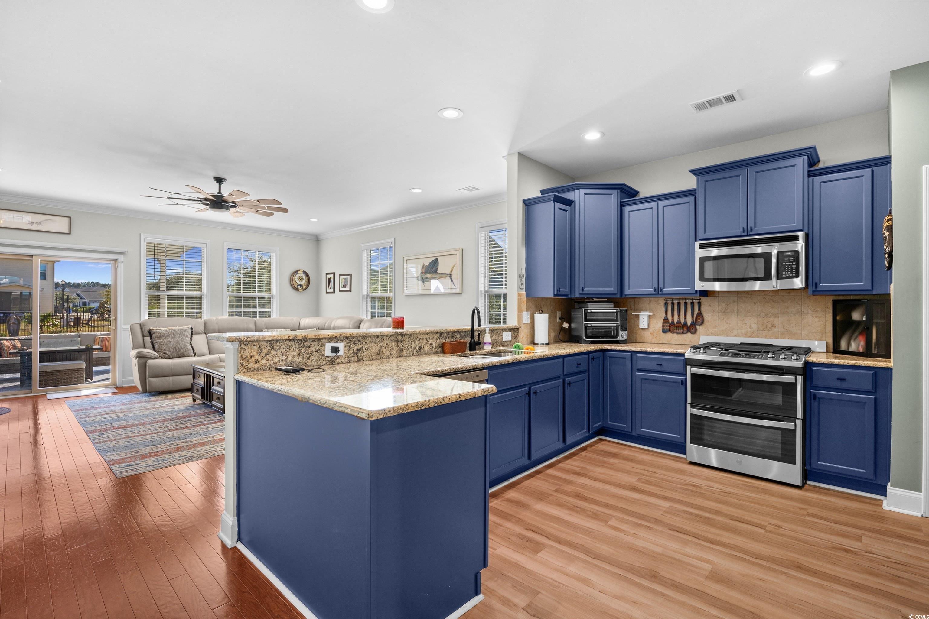 Myrtle Beach, South Carolina, 29577, United States, 5 Bedrooms Bedrooms, ,5 BathroomsBathrooms,Residential,For Sale,2002240