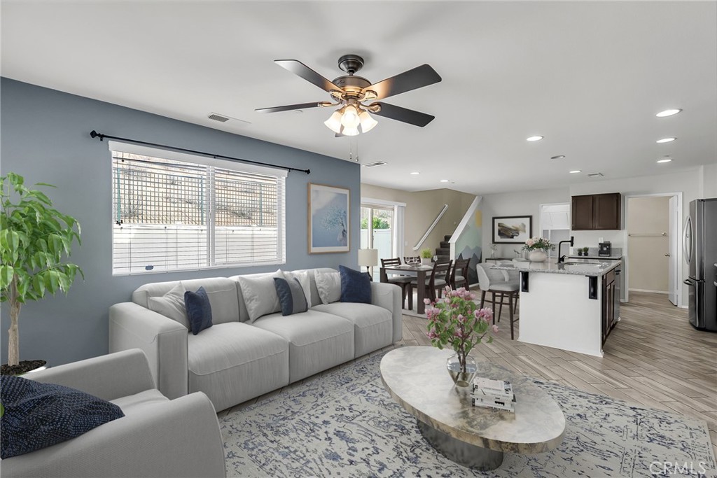 Lake Elsinore, California, 92532, United States, 4 Bedrooms Bedrooms, ,3 BathroomsBathrooms,Residential,For Sale,1955180