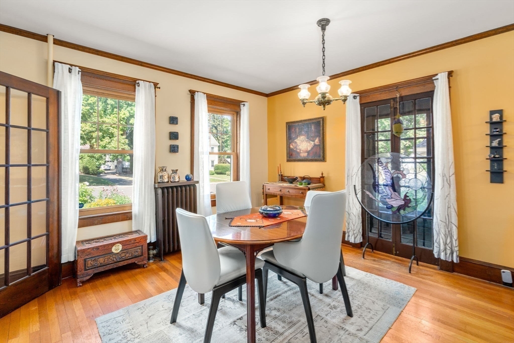 Holyoke, Massachusetts, 01040, United States, 4 Bedrooms Bedrooms, ,2 BathroomsBathrooms,Residential,For Sale,1939451