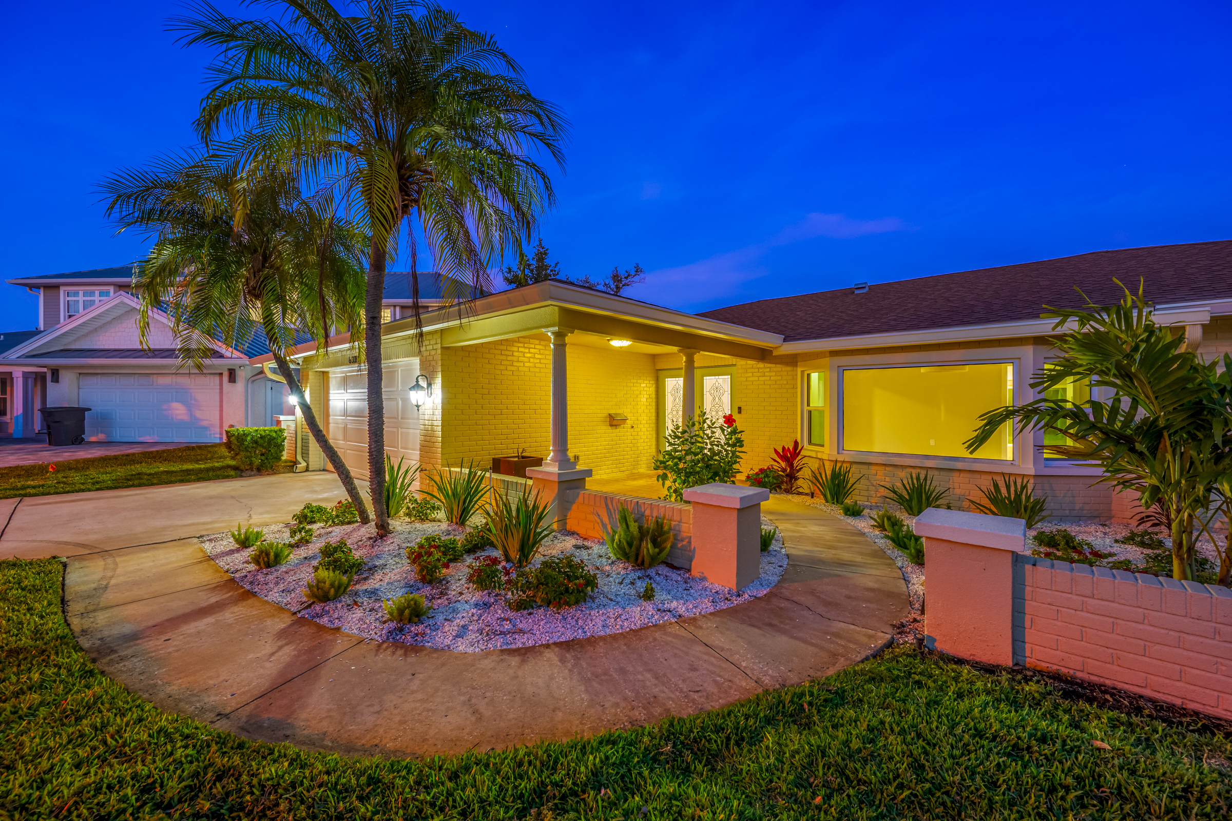 St Pete Beach, Florida, 33706, United States, 4 Bedrooms Bedrooms, ,3 BathroomsBathrooms,Residential,For Sale,2009657