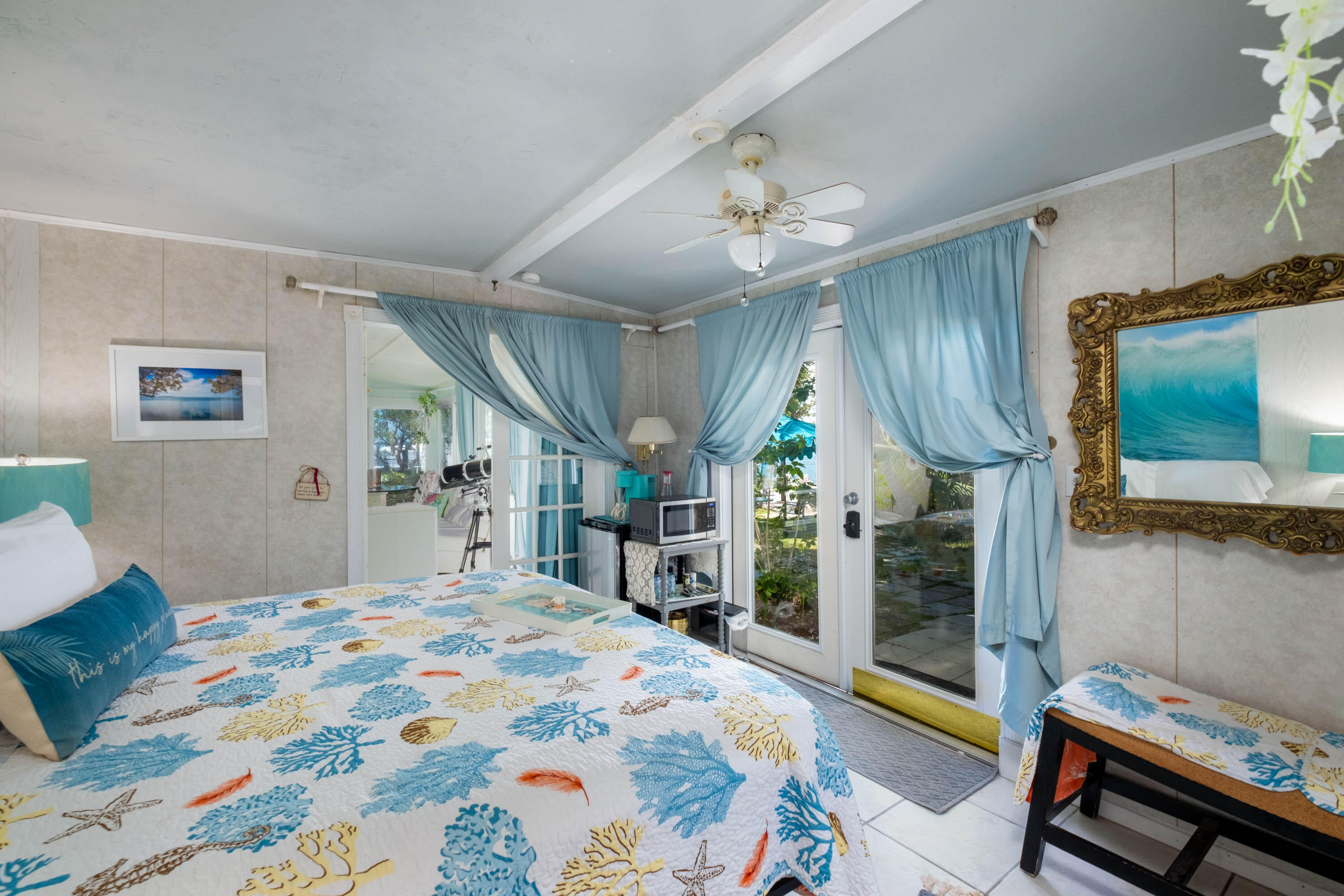 KEY LARGO, Florida, 33037, United States, 10 Bedrooms Bedrooms, ,9 BathroomsBathrooms,Residential,For Sale,1993450