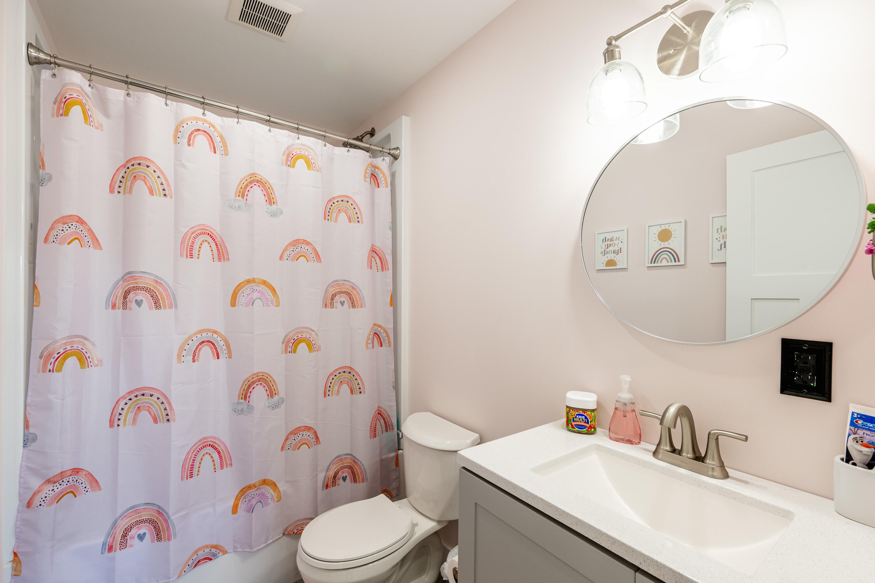 Ranchester, Wyoming, 82839, United States, 5 Bedrooms Bedrooms, ,4 BathroomsBathrooms,Residential,For Sale,2016525