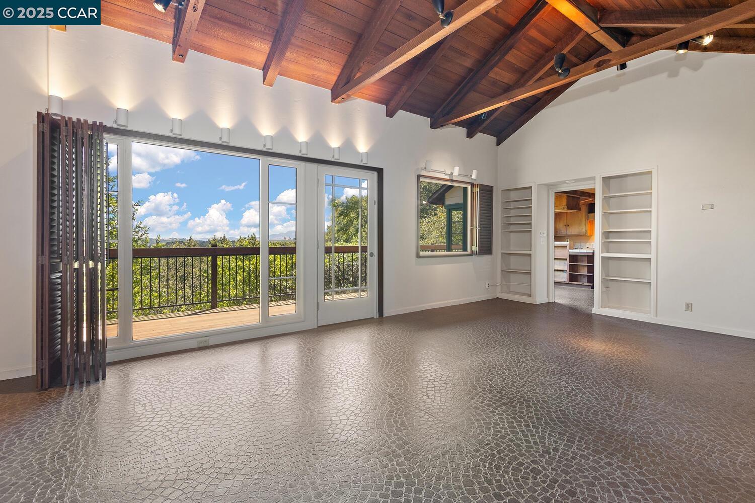 Orinda, California, 94563, United States, 6 Bedrooms Bedrooms, ,4 BathroomsBathrooms,Residential,For Sale,1838160