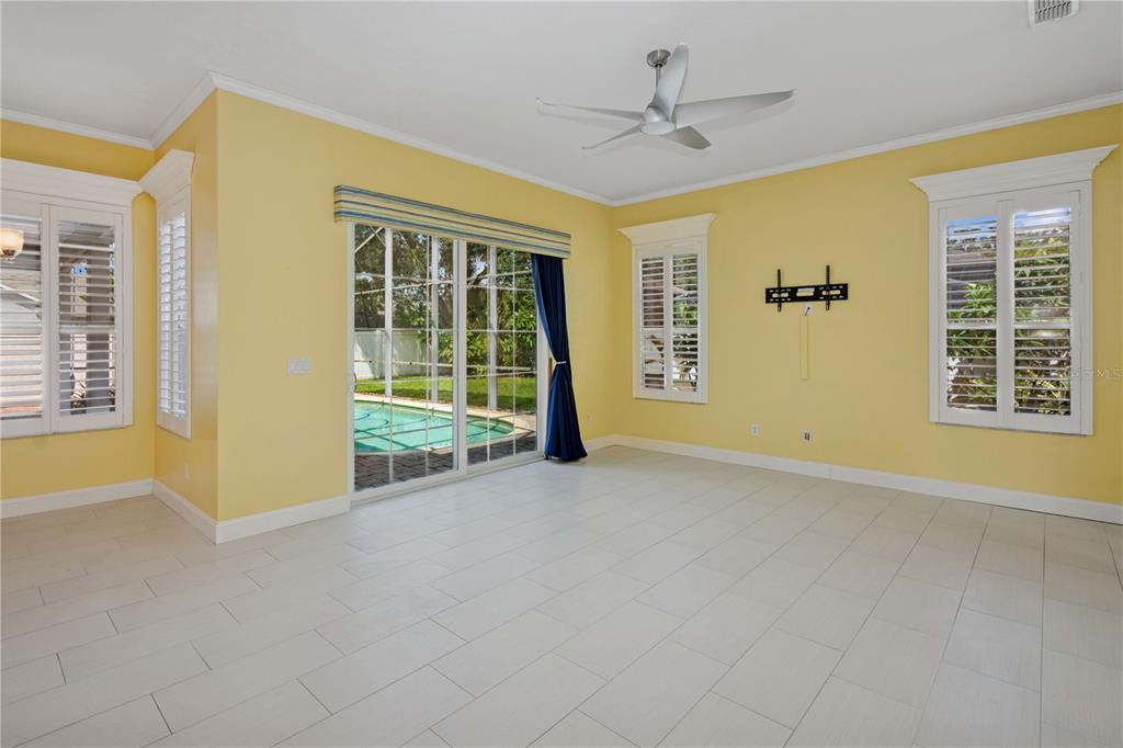 Lake Mary, Florida, 32746, United States, 4 Bedrooms Bedrooms, ,3 BathroomsBathrooms,Residential,For Sale,1902053