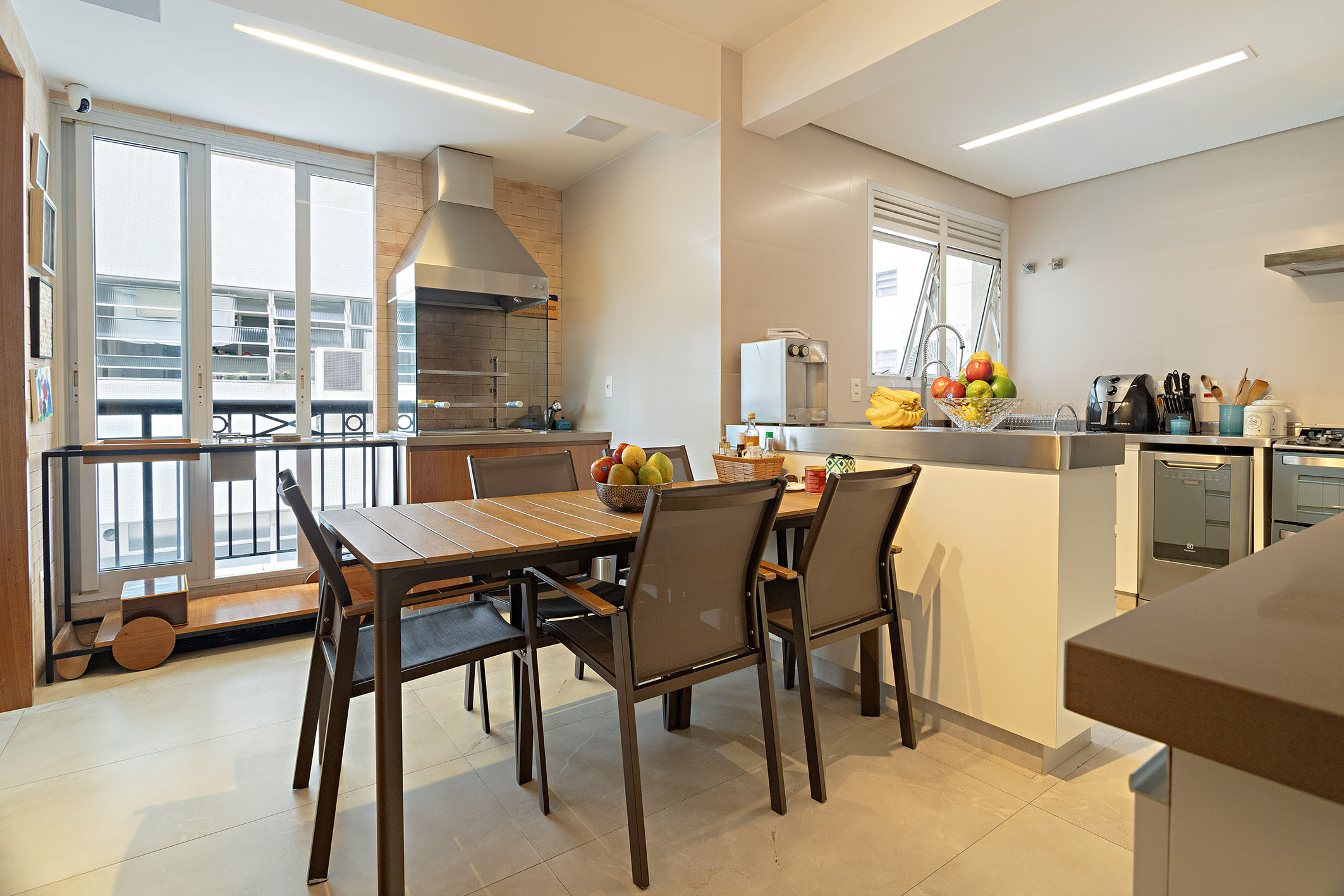  Apartment with gourmet terrace in a sought-after condominium in Jardim América - 物件實景