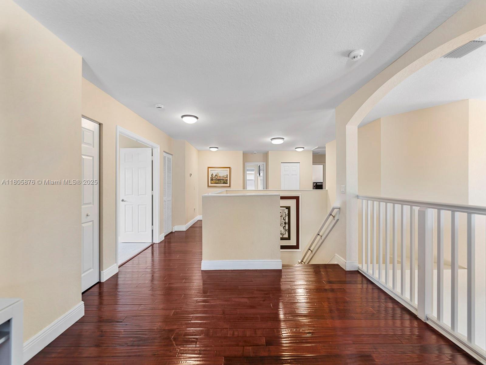 Weston, Florida, 33332, United States, 5 Bedrooms Bedrooms, ,5 BathroomsBathrooms,Residential,For Sale,1826480
