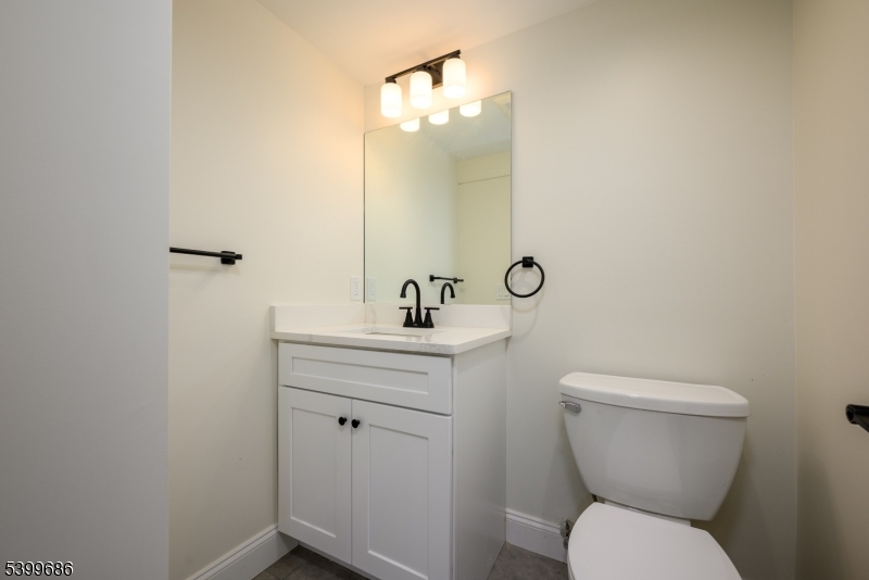 Clifton City, New Jersey, 07014, United States, 5 Bedrooms Bedrooms, ,4 BathroomsBathrooms,Residential,For Sale,2000653