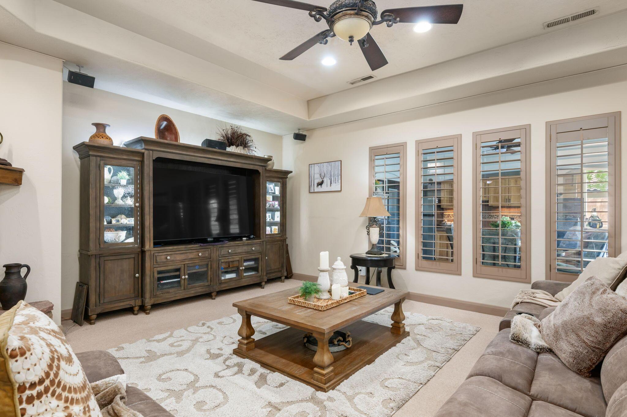St George, Utah, 84790, United States, 4 Bedrooms Bedrooms, ,3 BathroomsBathrooms,Residential,For Sale,1931400
