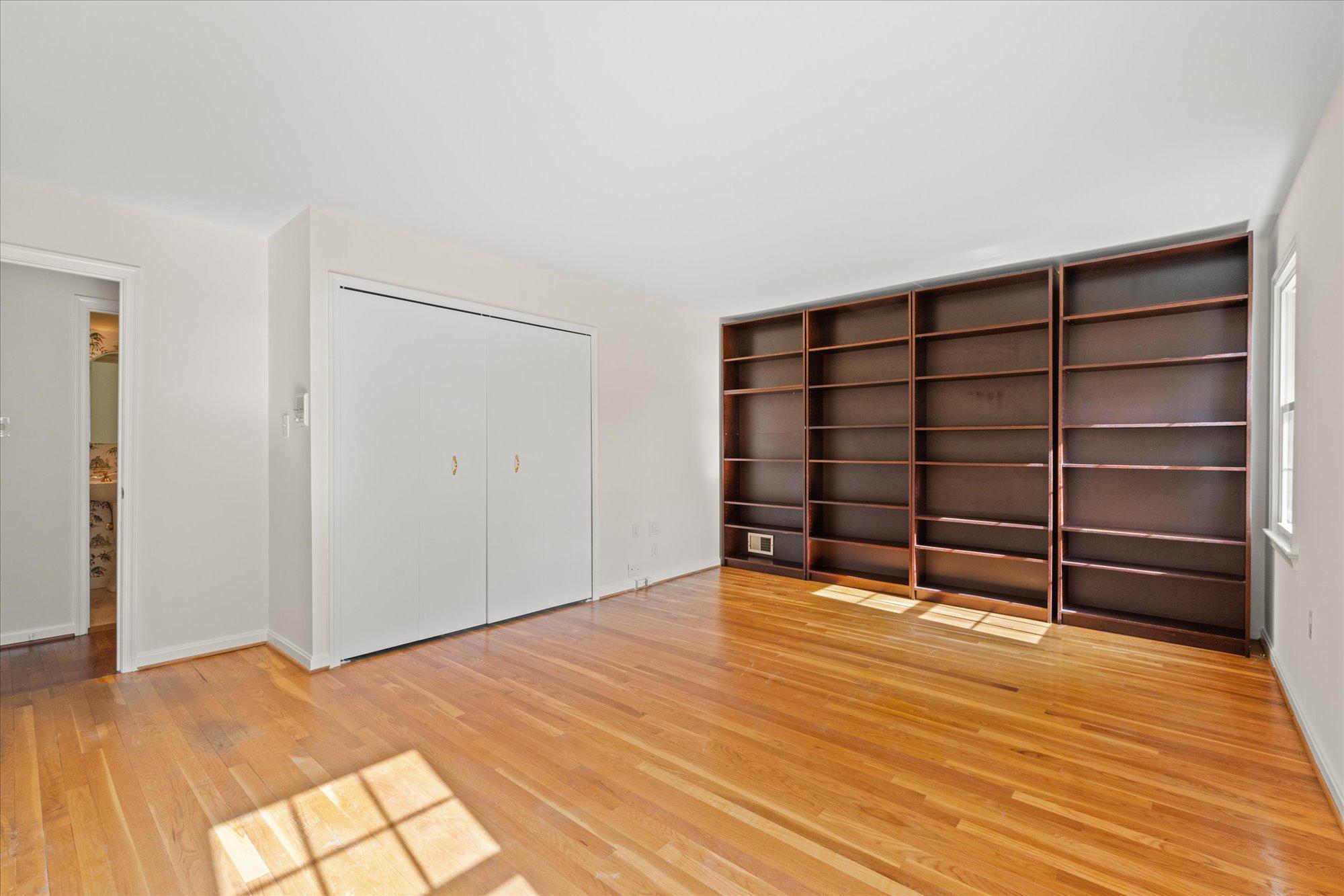  6212 Nethercombe Court, Mclean, VA, 22101 - 物件實景