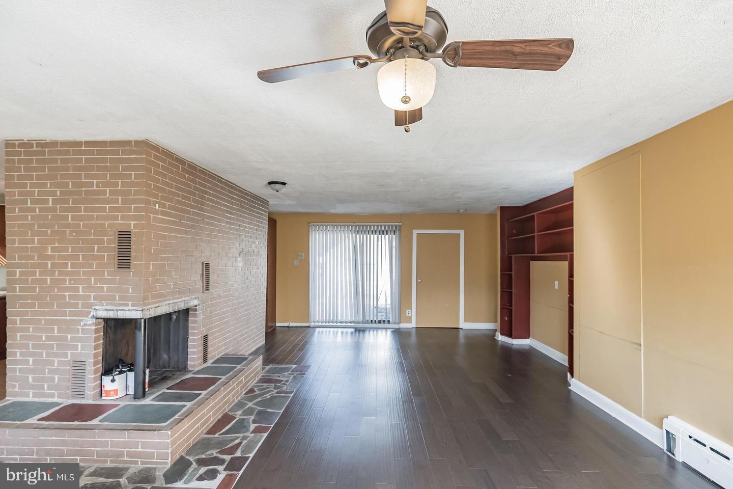 Haddon Township, New Jersey, 08108, United States, 4 Bedrooms Bedrooms, ,3 BathroomsBathrooms,Residential,For Sale,1901335