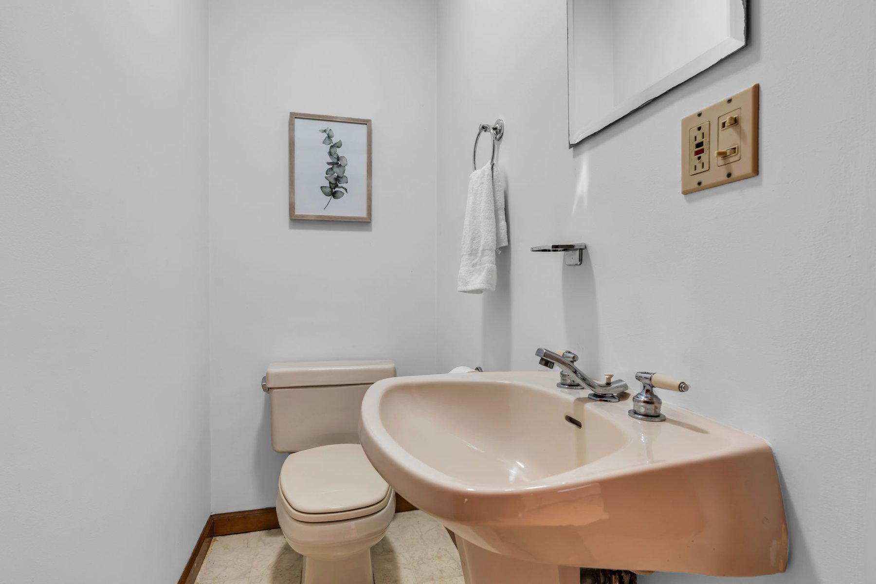  Downtown Manasquan Ranch Opportunity - 物件實景