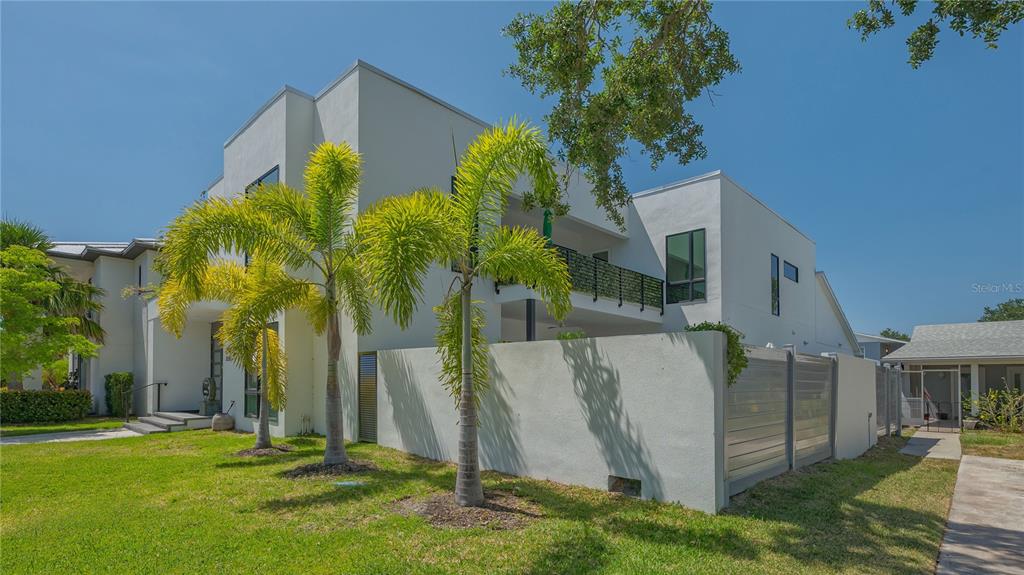 Sarasota, Florida, 34236, United States, 4 Bedrooms Bedrooms, ,4 BathroomsBathrooms,Residential,For Sale,1796766