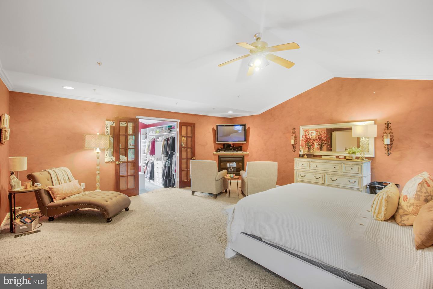 CLINTON, Maryland, 20735, United States, 4 Bedrooms Bedrooms, ,4 BathroomsBathrooms,Residential,For Sale,1982820