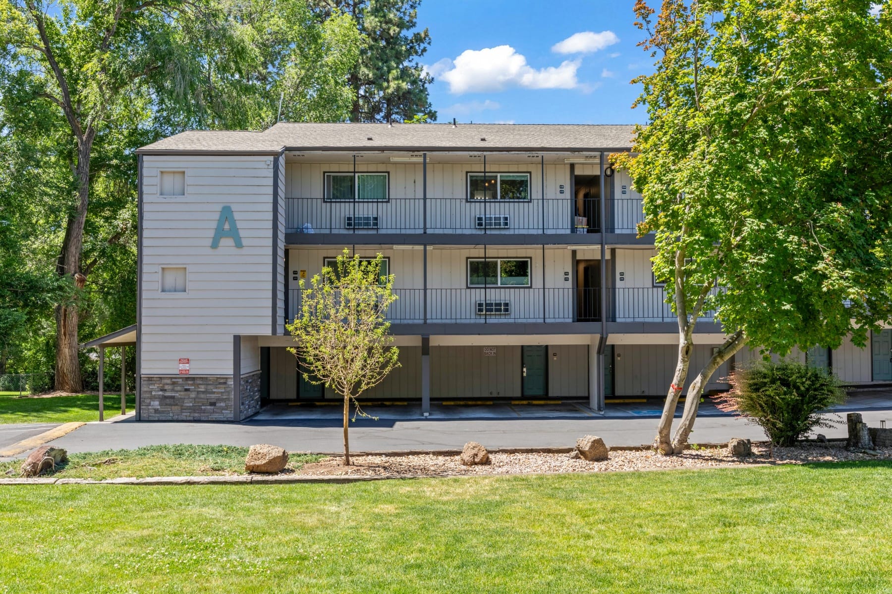  1565 NW Wall Street #232-233 Bend, OR 97703 - 物件實景