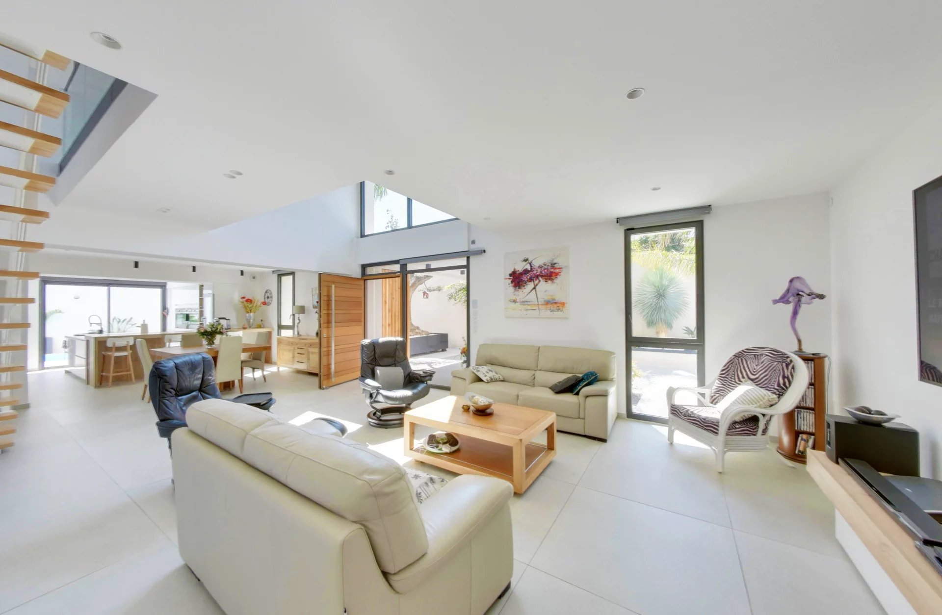 Perpignan, Occitanie, 66000, FR, 5 Bedrooms Bedrooms, ,6 BathroomsBathrooms,Residential,For Sale,1753180
