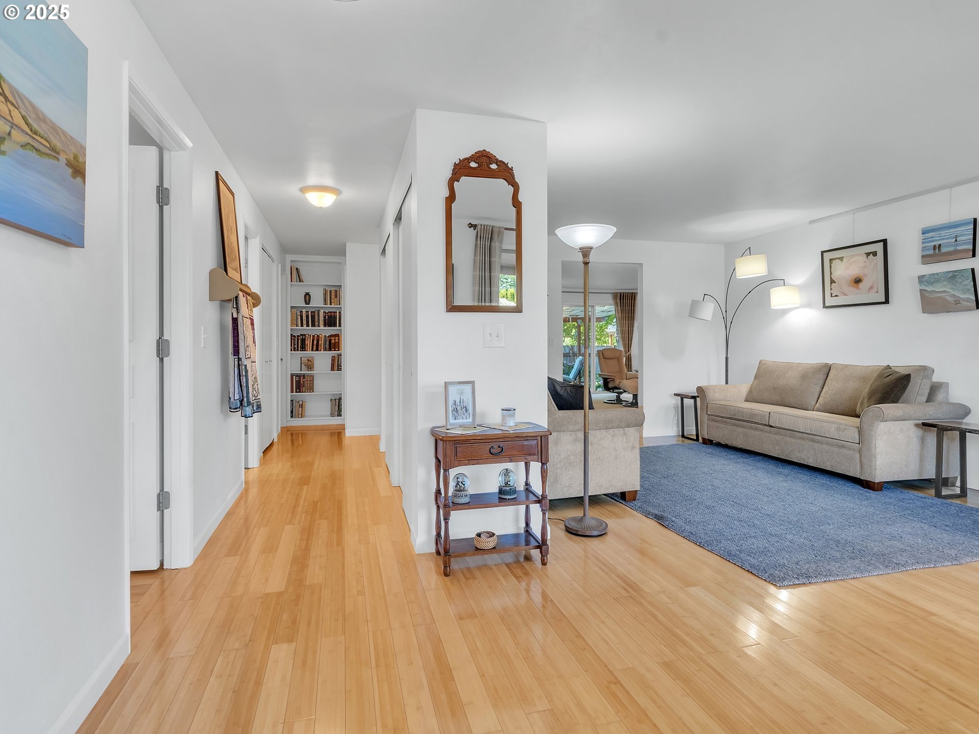McMinnville, Oregon, 97128, United States, 3 Bedrooms Bedrooms, ,2 BathroomsBathrooms,Residential,For Sale,1901824