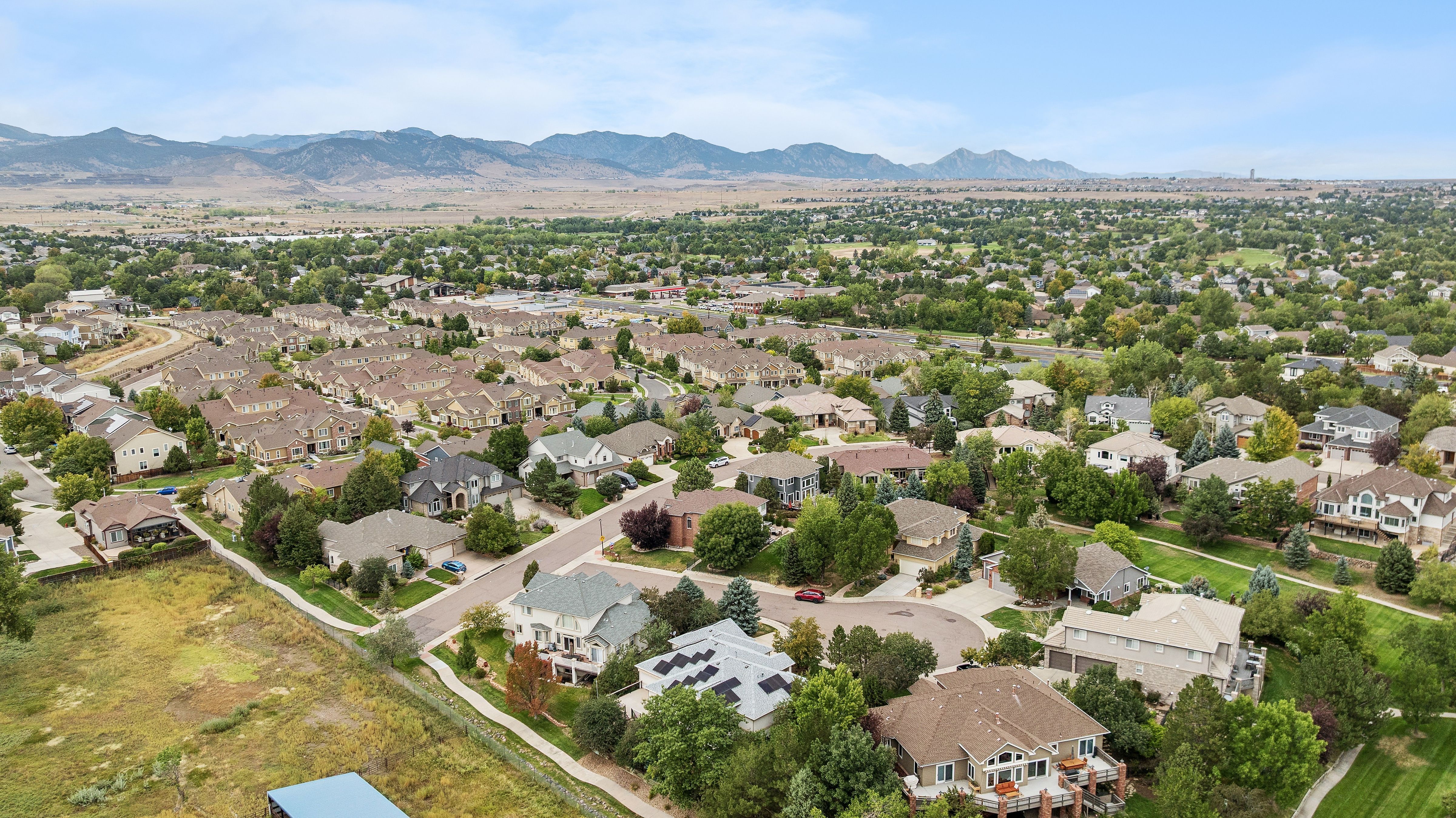  refined expression meets colorado living against a backdrop  of mountain views - 物件實景