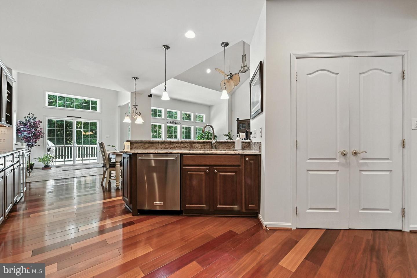 Centreville, Maryland, 21617, United States, 3 Bedrooms Bedrooms, ,5 BathroomsBathrooms,Residential,For Sale,1901201
