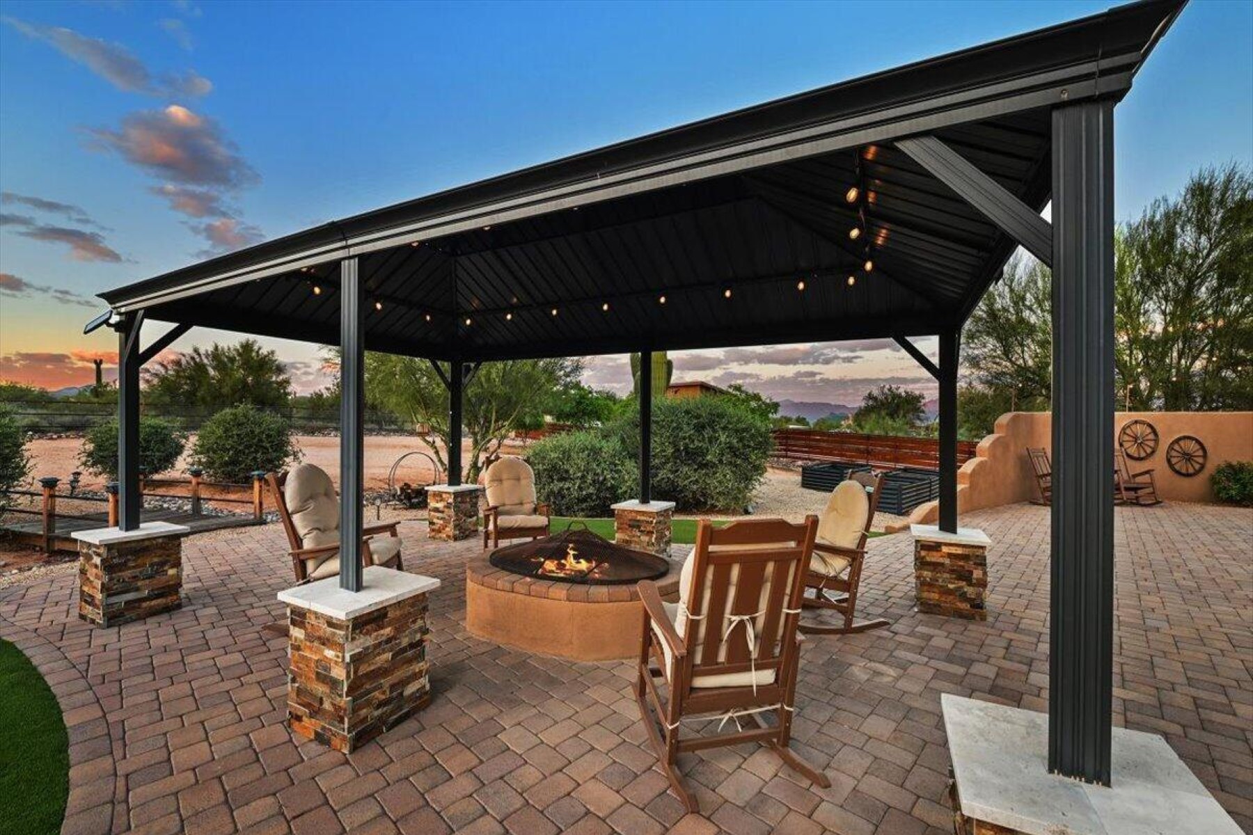  16348 E Calle de los Flores Dr  Scottsdale, AZ - 物件實景