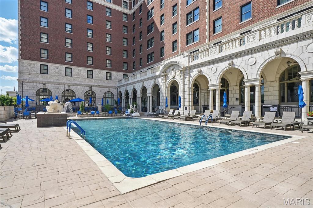 St Louis, Missouri, 63108, United States, 1 Bedroom Bedrooms, ,1 BathroomBathrooms,Residential,For Sale,1826533