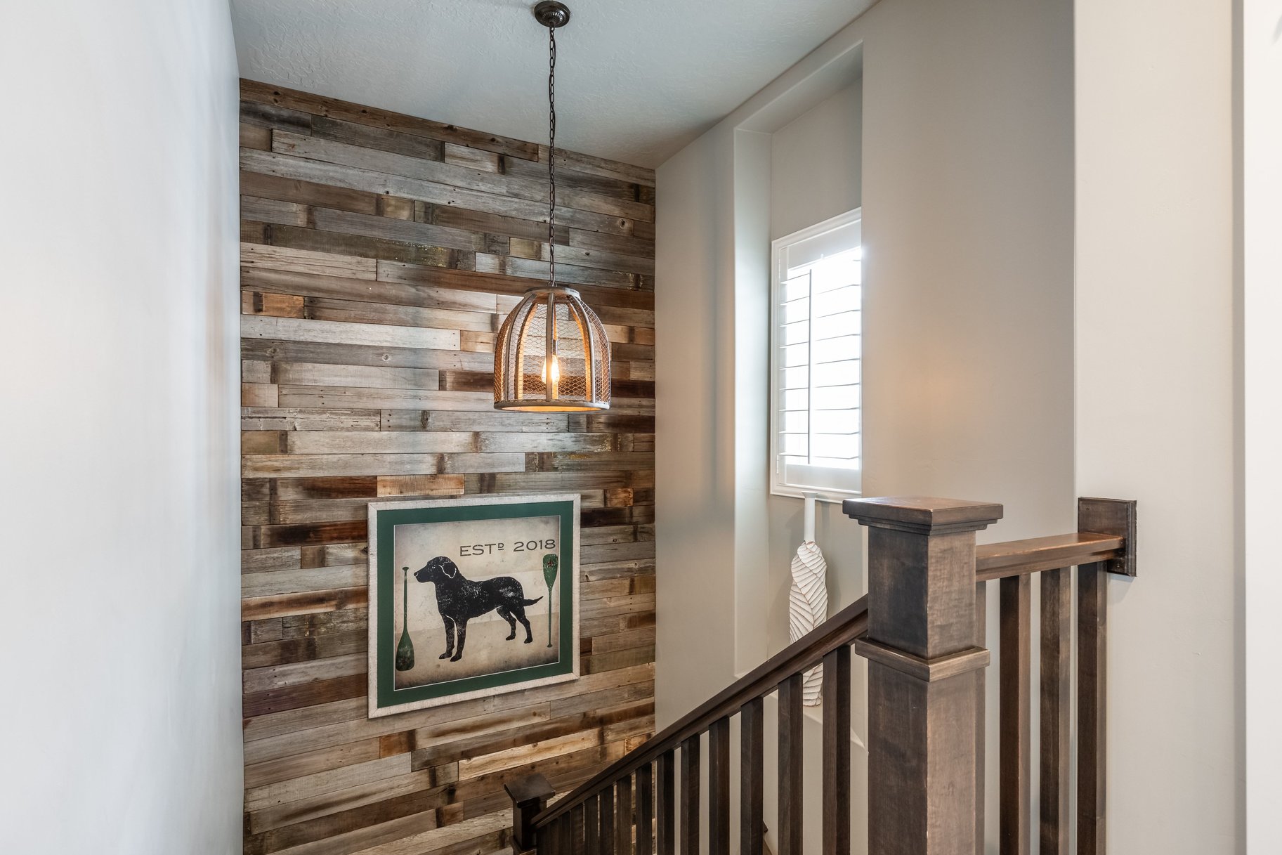  Move-In Ready in Daybreak — Steps from the Lake, Loaded with Custom Upgrades - 物件實景