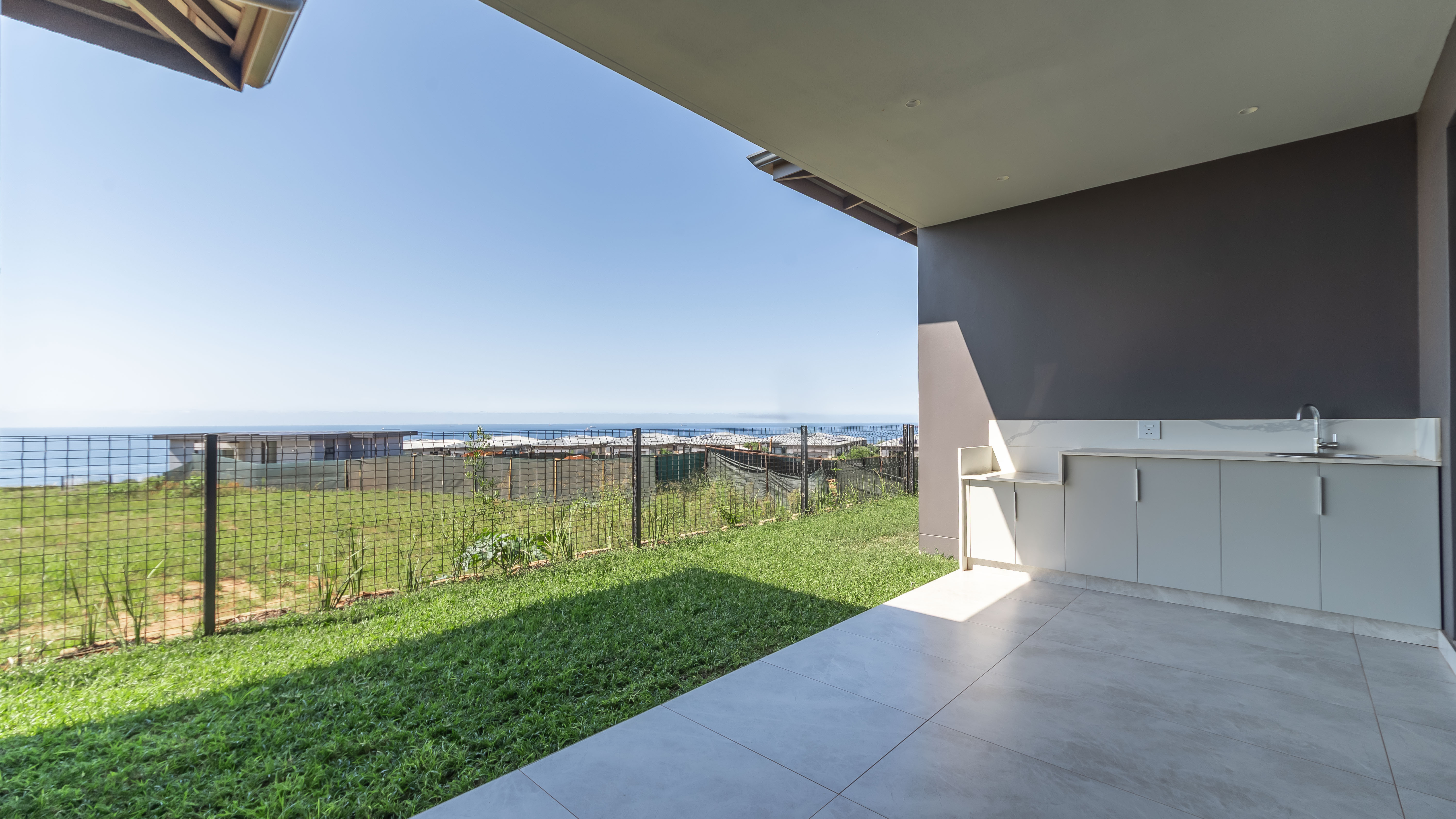  Luxury Single-Level Residence with Panoramic Sea Views in Salta Estate - 物件實景