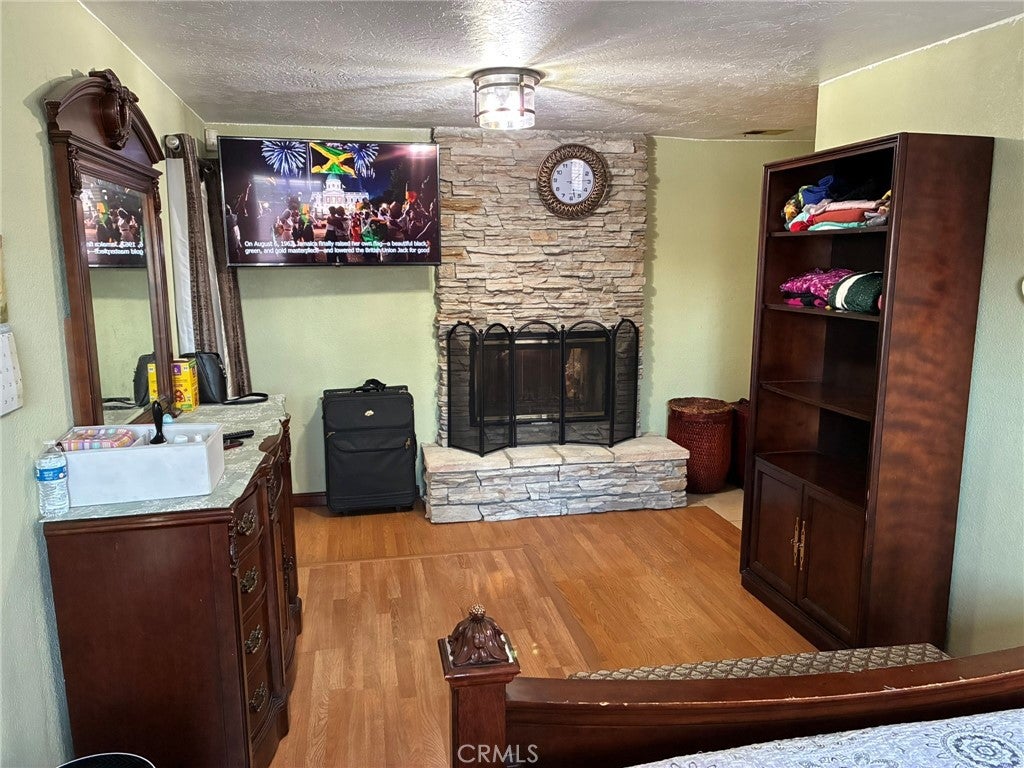 San Bernardino, California, 92407, United States, 4 Bedrooms Bedrooms, ,2 BathroomsBathrooms,Residential,For Sale,1979042