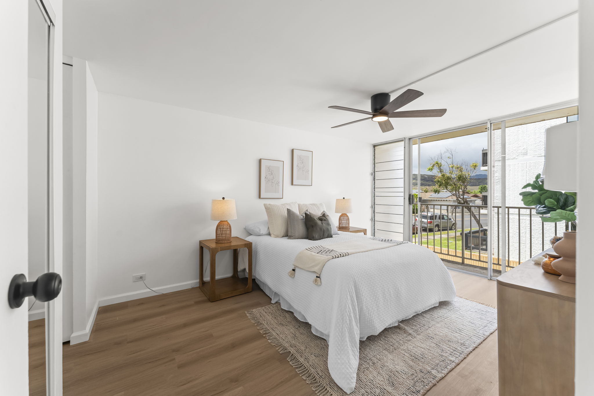 Honolulu, Hawaii, 96818, United States, 3 Bedrooms Bedrooms, ,2 BathroomsBathrooms,Residential,For Sale,2007889