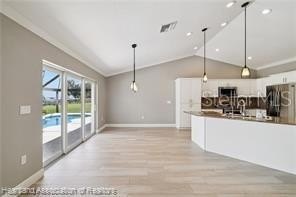 LAKE PLACID, Florida, 33852, United States, 5 Bedrooms Bedrooms, ,5 BathroomsBathrooms,Residential,For Sale,1983163