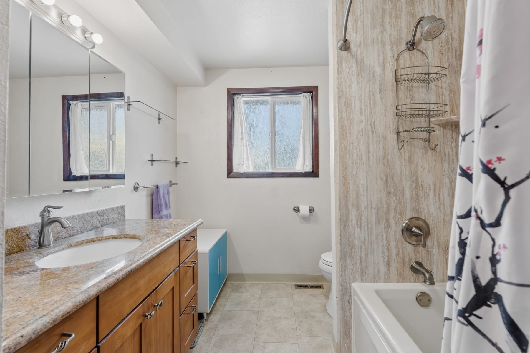  3343 SE DESWELL ST Milwaukie, OR 97267 - 物件實景