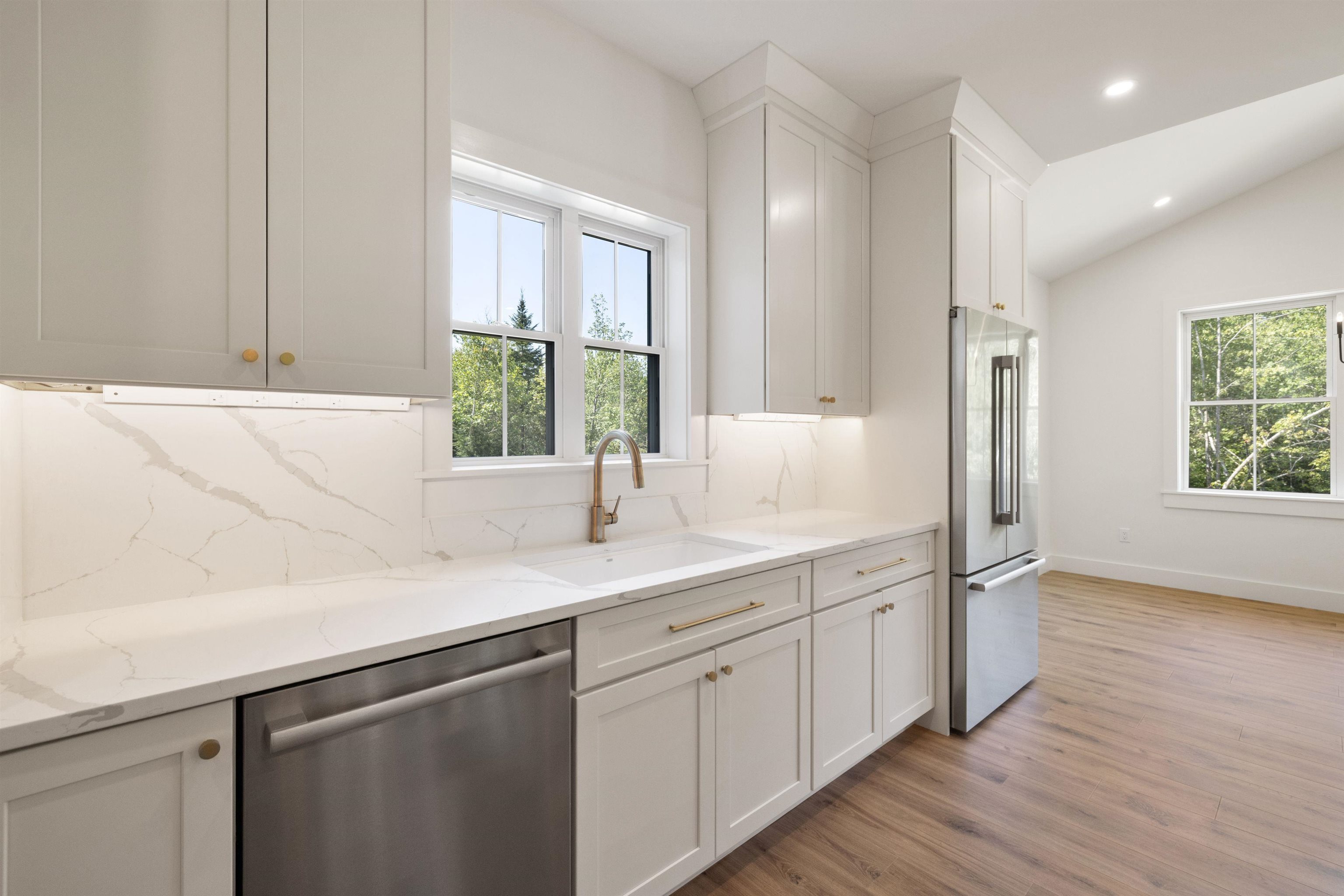 Sunapee, New Hampshire, 03782, United States, 4 Bedrooms Bedrooms, ,3 BathroomsBathrooms,Residential,For Sale,1918576