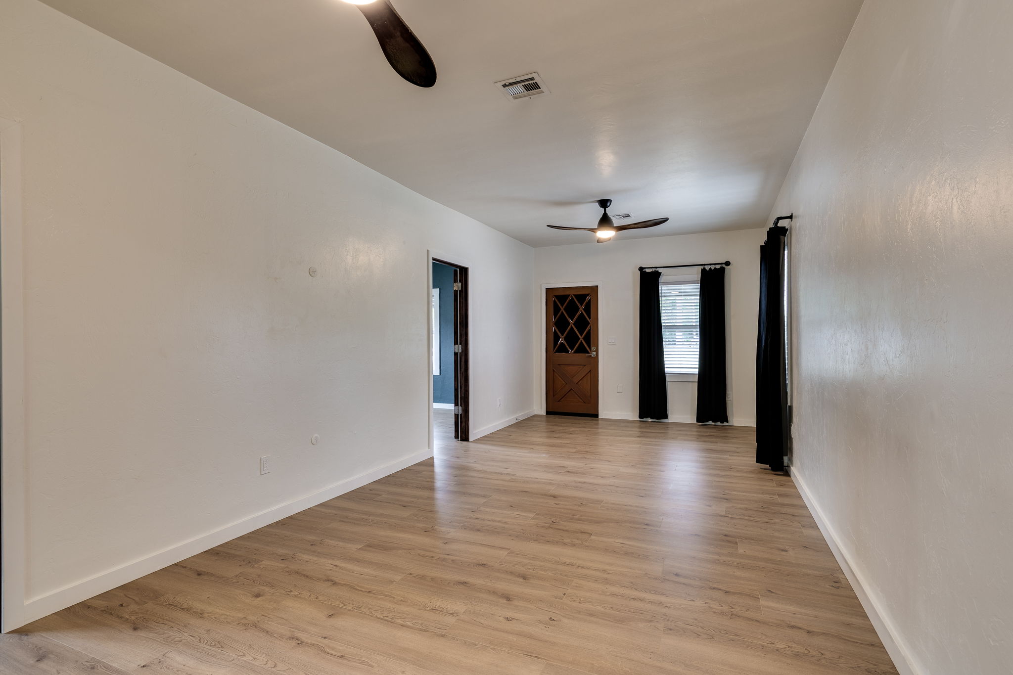 316 E Jackson Street, Crescent, OK 73028 - 物件實景