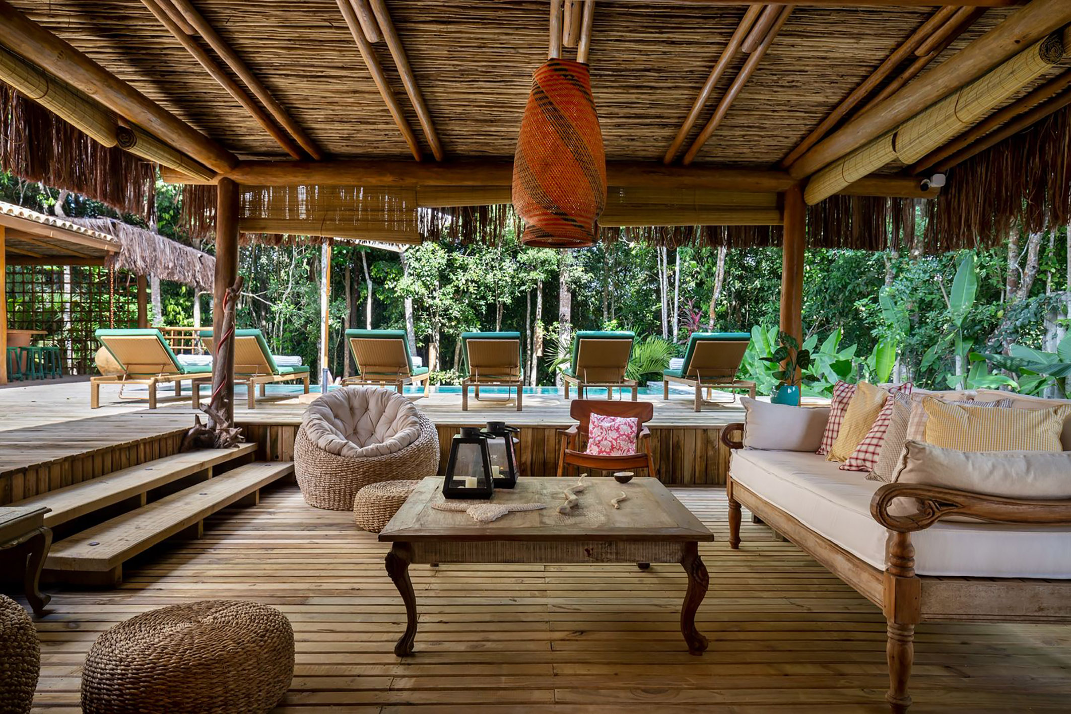  Refined residence with sophisticated interiors and native forest views - 物件實景