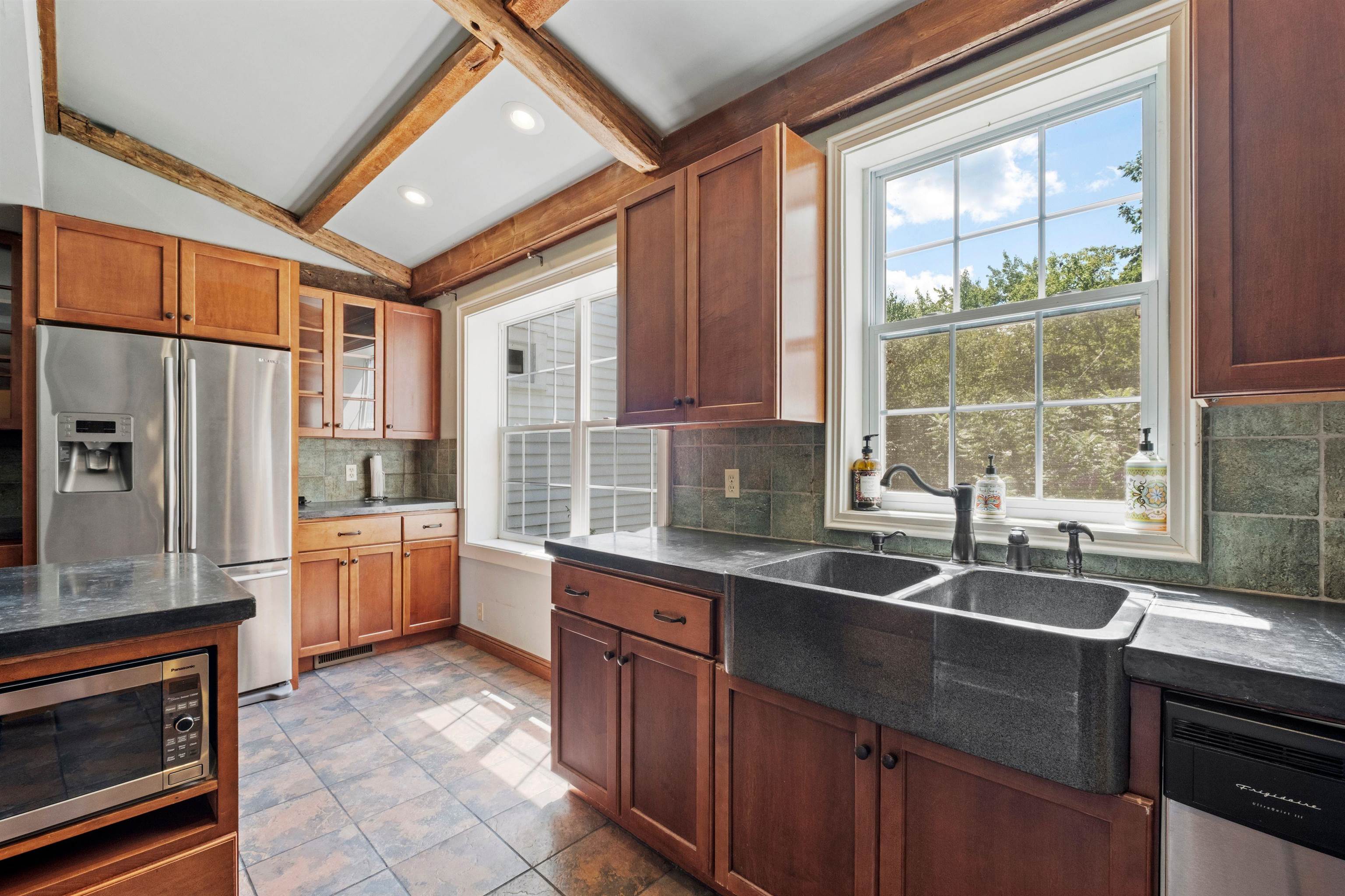 Warner, New Hampshire, 03278, United States, 3 Bedrooms Bedrooms, ,3 BathroomsBathrooms,Residential,For Sale,1912290